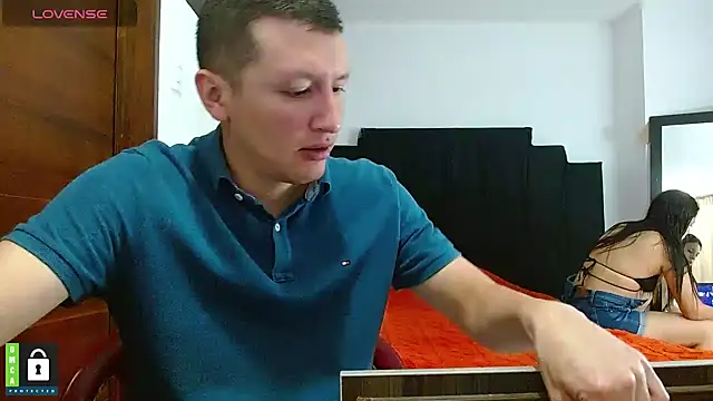 Hot-Couple--18 online show from 12-19-24, 02:23