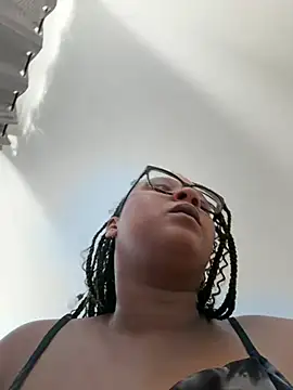 BaddieMelanie online show from 06-29-26, 01:00