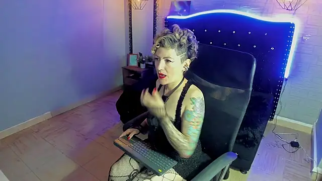 Snapshot of Maria_fernandaxxx_ chatting on 12-19-24, 05:07 Maria fernandaxxx online show from 12-19-24, 05:07