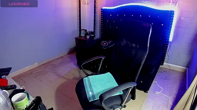 Snapshot of Maria_fernandaxxx_ chatting on 01-10-25, 01:09 Maria fernandaxxx online show from 01-10-25, 01:09