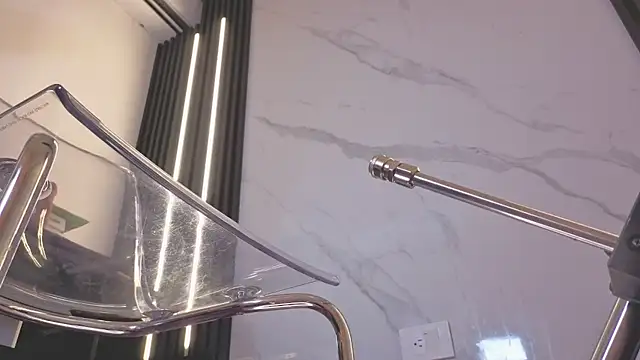 Scarlet Red  online show from 02-21-26, 12:06