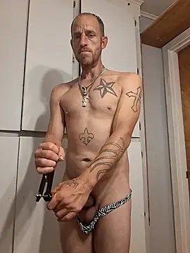 Snapshot of 5g4ever chatting on 03-10-26, 04:50 5g4ever online show from 03-10-26, 04:50