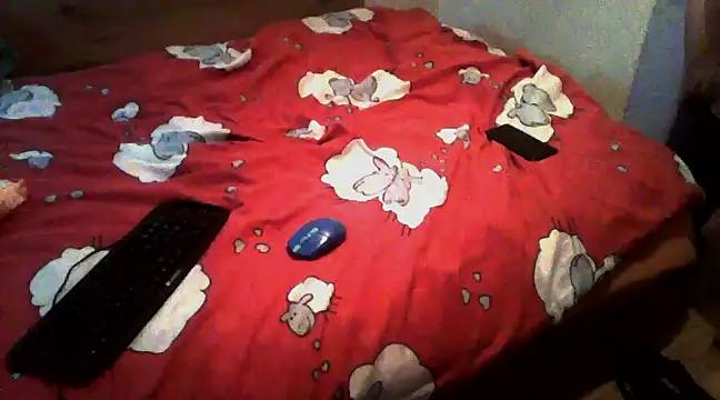 Snapshot of eblata04 chatting on 12-18-24, 12:21 eblata04 online show from 12-18-24, 12:21