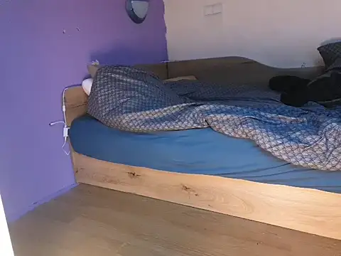 Snapshot of eblata04 chatting on 03-20-25, 12:22 eblata04 online show from 03-20-25, 12:22