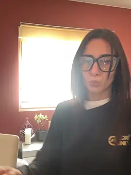 SOFIASWEETSECRETT online show from 02-06-26, 11:13