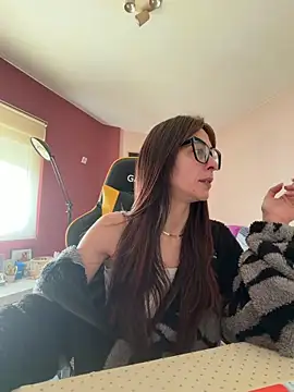 SOFIASWEETSECRETT online show from 03-03-26, 09:15