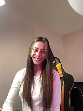 Snapshot of SOFIASWEETSECRETT chatting on 05-08-26, 04:56 SOFIASWEETSECRETT online show from 05-08-26, 04:56
