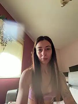 Snapshot of SOFIASWEETSECRETT chatting on 05-26-26, 07:37 SOFIASWEETSECRETT online show from 05-26-26, 07:37