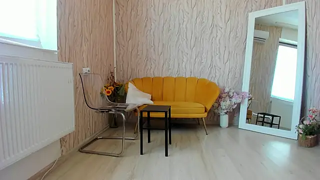 AishaRouhi online show from 02-26-25, 07:20