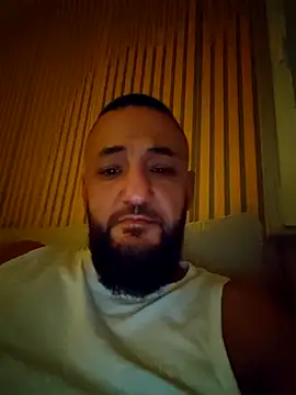 Snapshot of Reeeks69 chatting on 12-22-25, 07:05 Reeeks69 online show from 12-22-25, 07:05