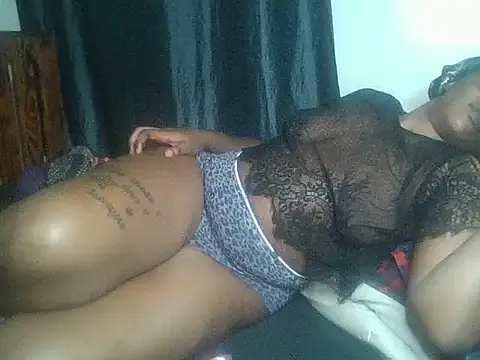 IAm Katie online show from 10-11-25, 07:45