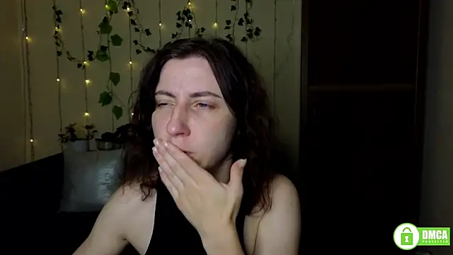 Muse kitty jenia online show from 09-15-25, 11:21