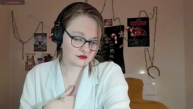 Snapshot of BebKonie chatting on 12-19-24, 03:52 BebKonie online show from 12-19-24, 03:52