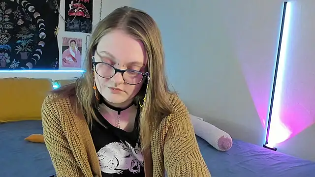 Snapshot of BebKonie chatting on 03-16-25, 03:50 BebKonie online show from 03-16-25, 03:50