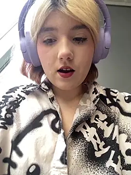 Snapshot of Baby__Naughty chatting on 02-26-25, 02:14 Baby Naughty online show from 02-26-25, 02:14