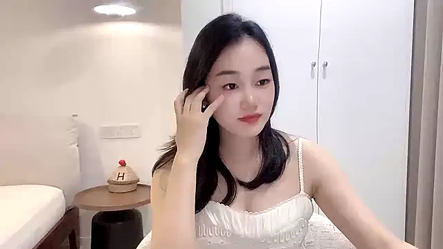 cloud8822 online show from 05-19-26, 01:50