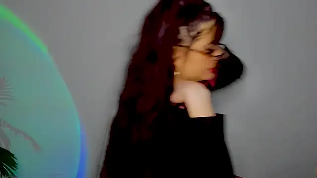 Snapshot of aishahottie chatting on 12-04-24, 01:47 aishahottie online show from 12-04-24, 01:47
