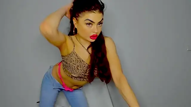 Snapshot of aishahottie chatting on 12-11-24, 02:09 aishahottie online show from 12-11-24, 02:09
