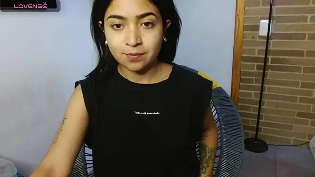 Snapshot of helenacyruss chatting on 11-09-25, 03:10 helenacyruss online show from 11-09-25, 03:10