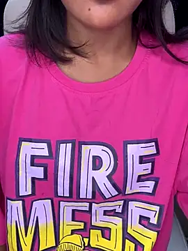 LeisyXO online show from 12-05-24, 08:00