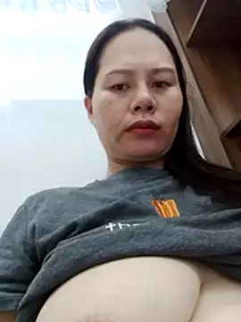 Snapshot of Baby-ladyass20 chatting on 06-05-26, 01:45 Baby-ladyass20 online show from 06-05-26, 01:45