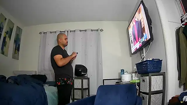 JooveyRose online show from 03-19-25, 02:05