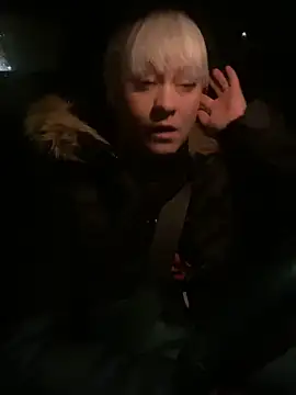 poussichienne online show from 02-19-26, 04:19