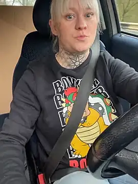 poussichienne online show from 02-24-26, 11:19