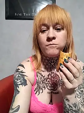 poussichienne online show from 04-04-26, 04:15