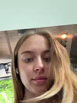 Snapshot of enjoy_my_beauty chatting on 01-26-25, 05:13 enjoy my beauty online show from 01-26-25, 05:13