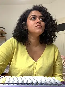 Snapshot of Curvydesifromgermany chatting on 09-09-25, 08:36 Curvydesifromgermany online show from 09-09-25, 08:36