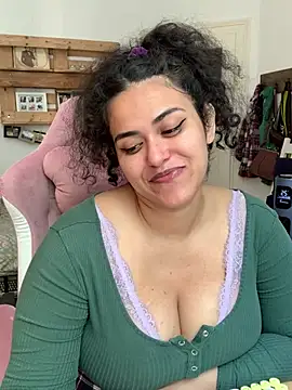 Curvydesifromgermany online show from 07-13-26, 10:07