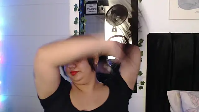 Snapshot of Alezapark chatting on 07-09-26, 02:32 Alezapark online show from 07-09-26, 02:32