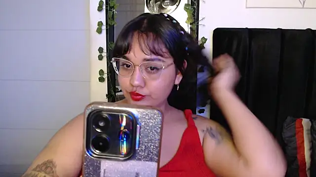 Snapshot of Alezapark chatting on 07-23-26, 03:54 Alezapark online show from 07-23-26, 03:54