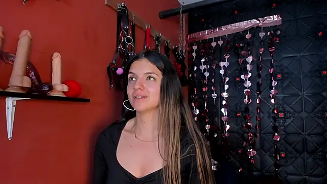 annavi  online show from 02-14-26, 07:10