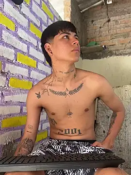 Lukas strong online show from 11-30-25, 03:16