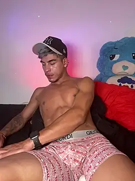 Ken-boy  online show from 04-13-26, 10:48