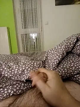 BennoSingle online show from 02-10-25, 08:00