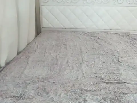 Snapshot of pretybella1 chatting on 11-14-25, 11:46 pretybella1 online show from 11-14-25, 11:46