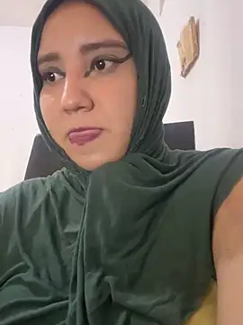 hannahayat online show from 03-18-26, 03:48