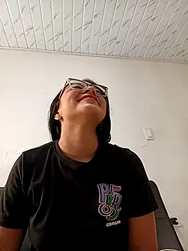 -VICKKY online show from 11-01-25, 02:41