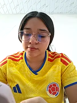 Snapshot of -VICKKY chatting on 07-07-26, 07:29 -VICKKY online show from 07-07-26, 07:29