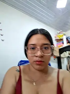 Snapshot of -VICKKY chatting on 07-15-26, 07:41 -VICKKY online show from 07-15-26, 07:41