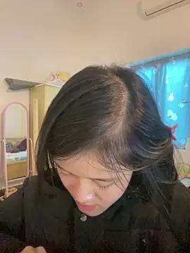 Snapshot of thithi8369 chatting on 01-01-25, 05:43 thithi8369 online show from 01-01-25, 05:43