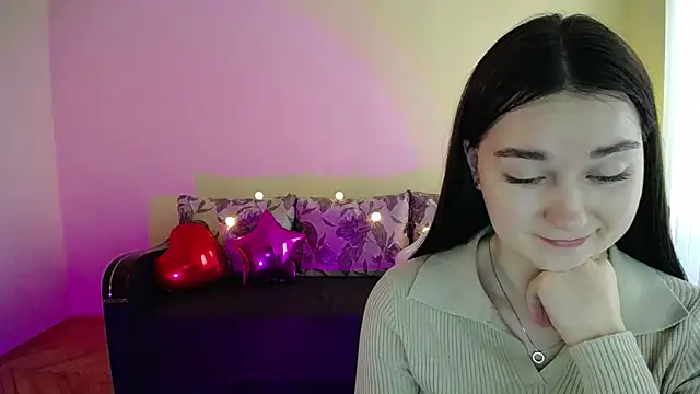 Pretty shy online show from 02-25-25, 12:24