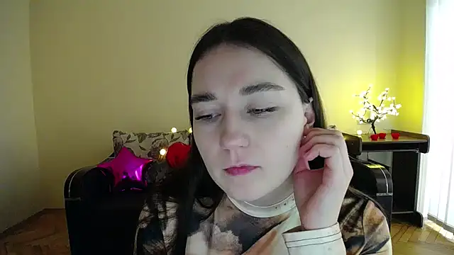 Pretty shy online show from 03-14-25, 12:51