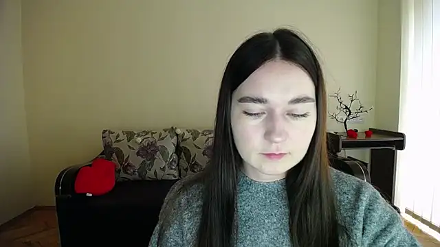 Pretty shy online show from 10-04-25, 09:18