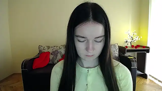 Snapshot of Pretty_shy chatting on 05-12-26, 08:22 Pretty shy online show from 05-12-26, 08:22