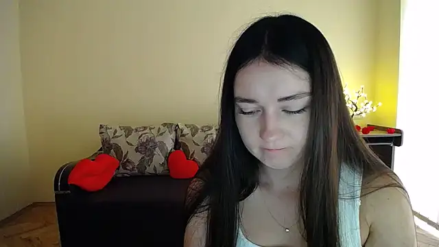Snapshot of Pretty_shy chatting on 07-17-26, 09:27 Pretty shy online show from 07-17-26, 09:27