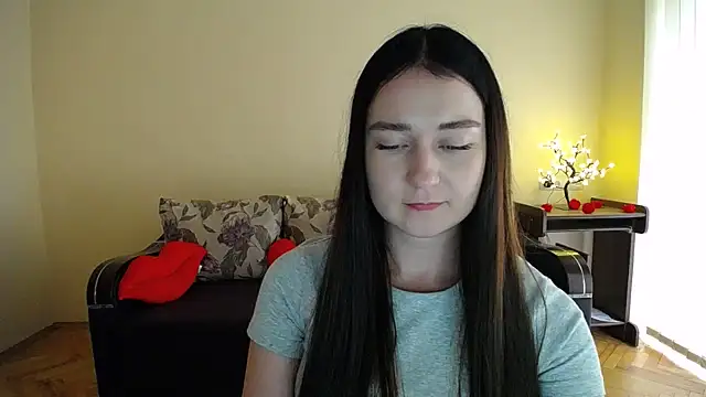 Snapshot of Pretty_shy chatting on 07-20-26, 10:39 Pretty shy online show from 07-20-26, 10:39